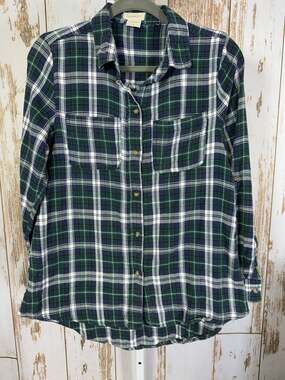 Passport, Plaid Flannel Button Up Shirt. Size Medium. Good used condition!
